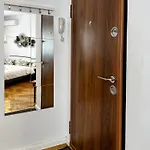 Carol In Woodland Apartamento Bucarest