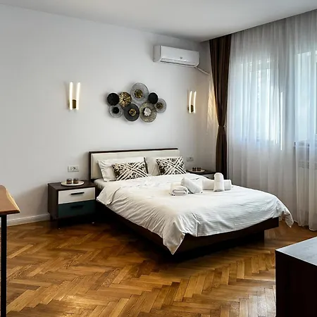 Carol In Woodland דירה *