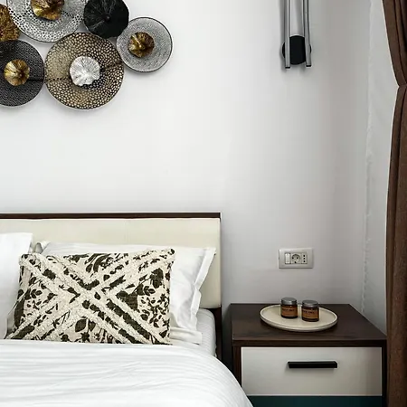 Carol In Woodland Bukarest